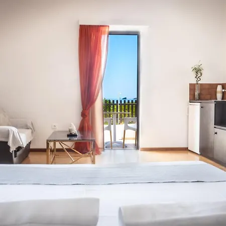 Porto Hotel Diakofti